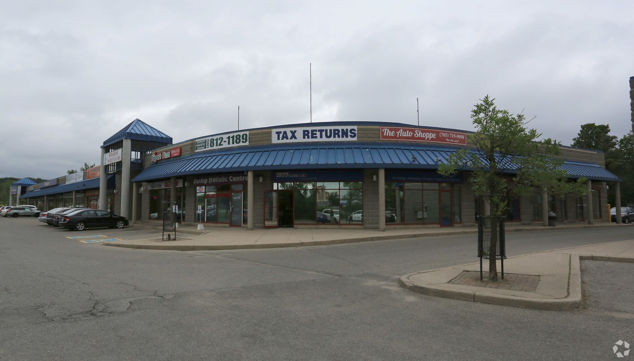 304 Dunlop St W, Barrie, ON à vendre Photo principale- Image 1 de 1