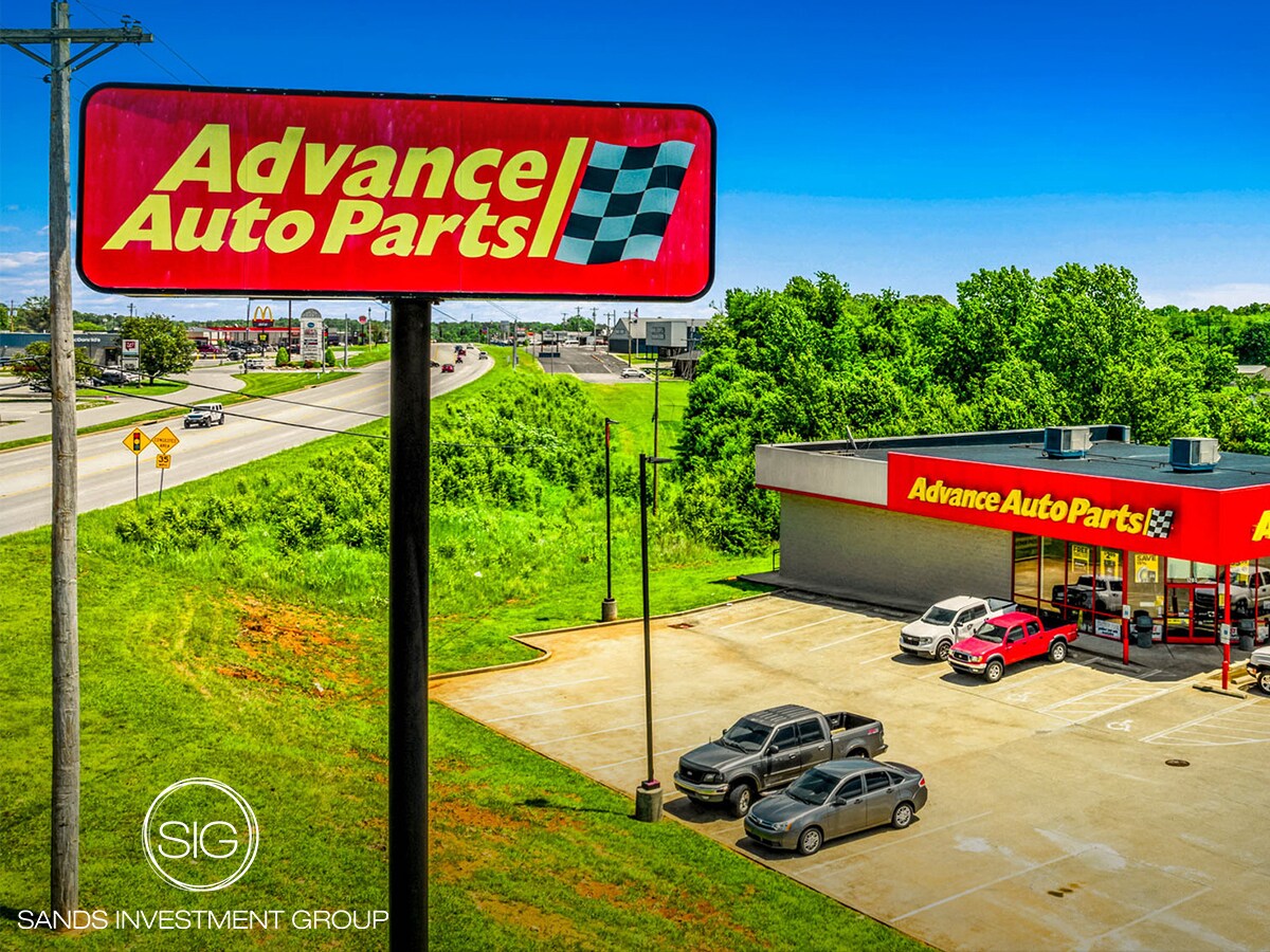 1265 Old Ekron Rd, Brandenburg, KY for sale Primary Photo- Image 1 of 6