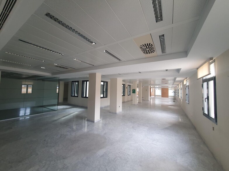Plaza Nueva, Sevilla, Sevilla for lease - Building Photo - Image 1 of 12