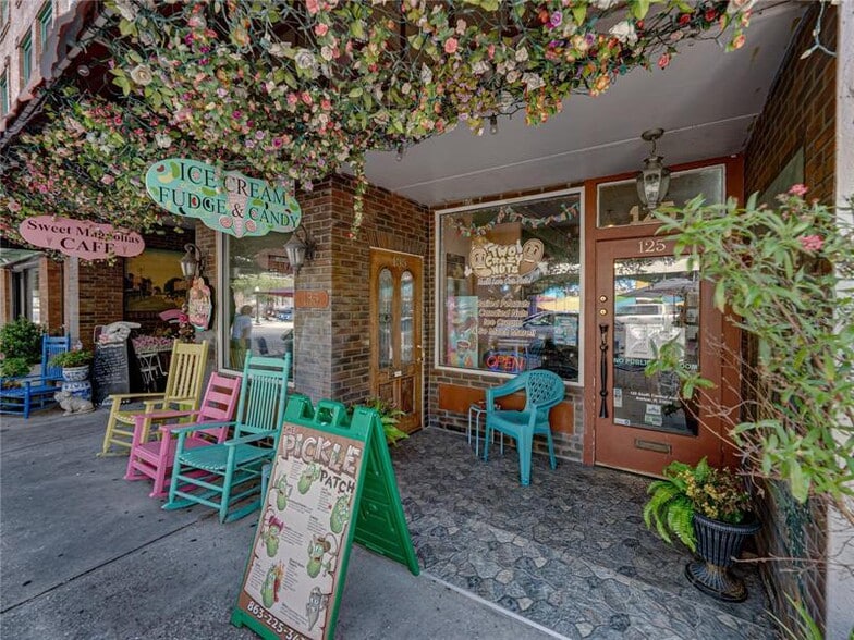 135 S Central Ave, Bartow, FL à vendre - Photo du bâtiment - Image 2 de 99