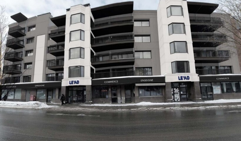 2-88 Rue Saint-Jean, Québec, QC à vendre Photo du bâtiment- Image 1 de 1