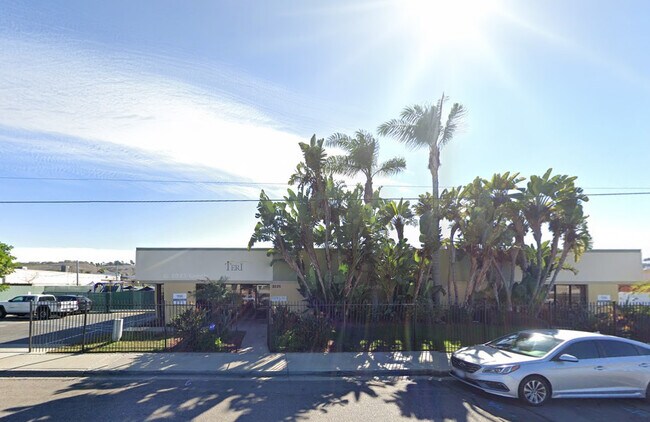 Plus de détails pour 3225 Roymar Rd, Oceanside, CA - Industriel à louer