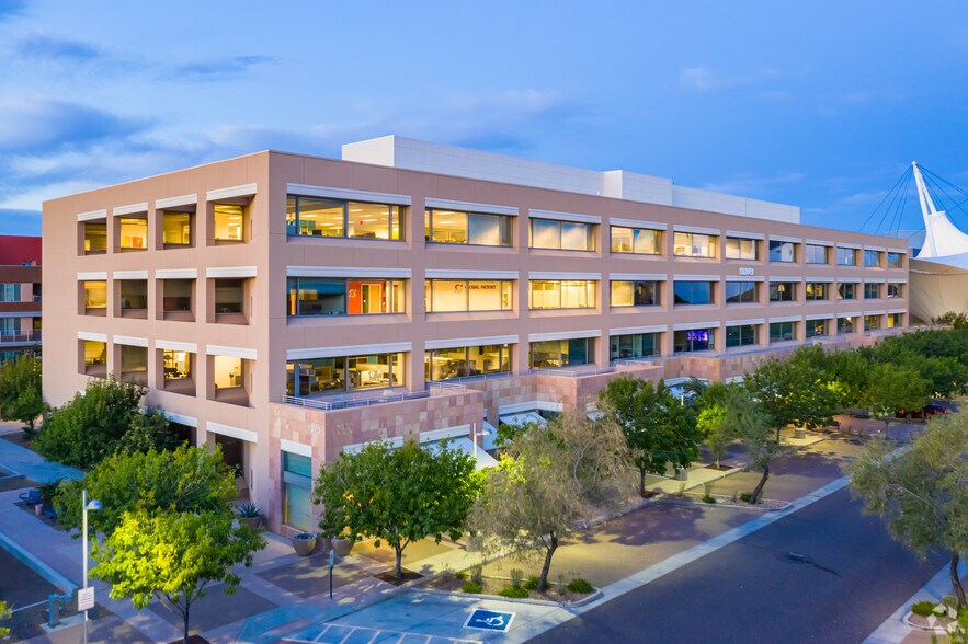 1375 N Scottsdale Rd, Scottsdale, AZ à louer - Photo du bâtiment - Image 1 de 16