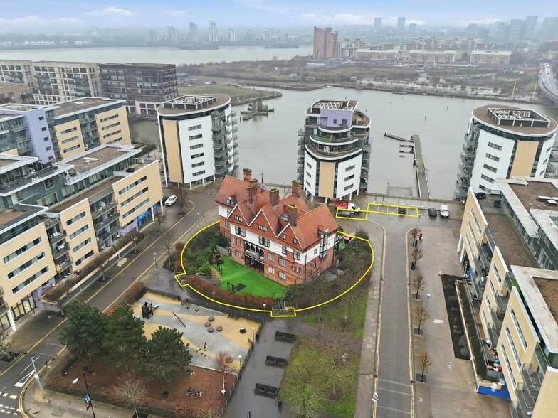 Gallions Rd, London for sale - Aerial - Image 2 of 15