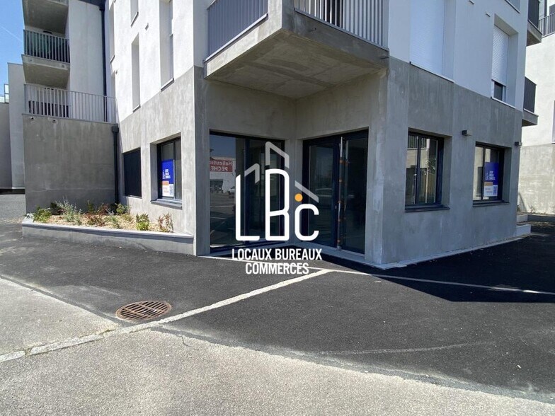 2 Rue Ernest Sauvestre, Rezé à louer - Photo du bâtiment - Image 1 de 16