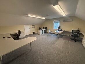 1000 N York Rd, Willow Grove, PA à louer Photo intérieure- Image 2 de 10