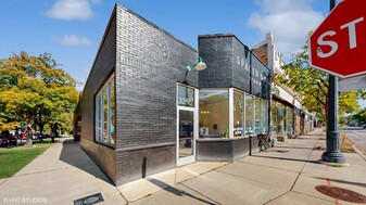 3256 W Bryn Mawr Ave, Chicago IL - Commercial Real Estate