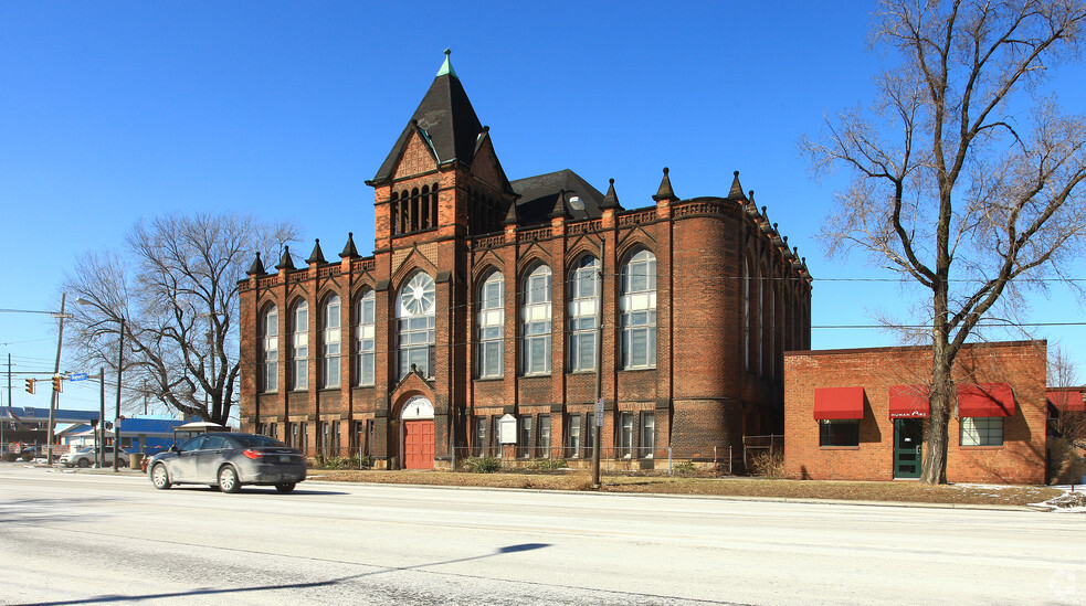 4001 Superior Ave, Cleveland, OH for sale - Primary Photo - Image 1 of 1