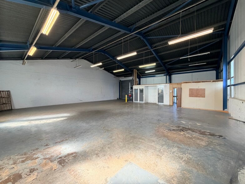 Cowley Road, Blyth Riverside Business Park, Blyth for lease - Interior Photo - Image 2 of 2