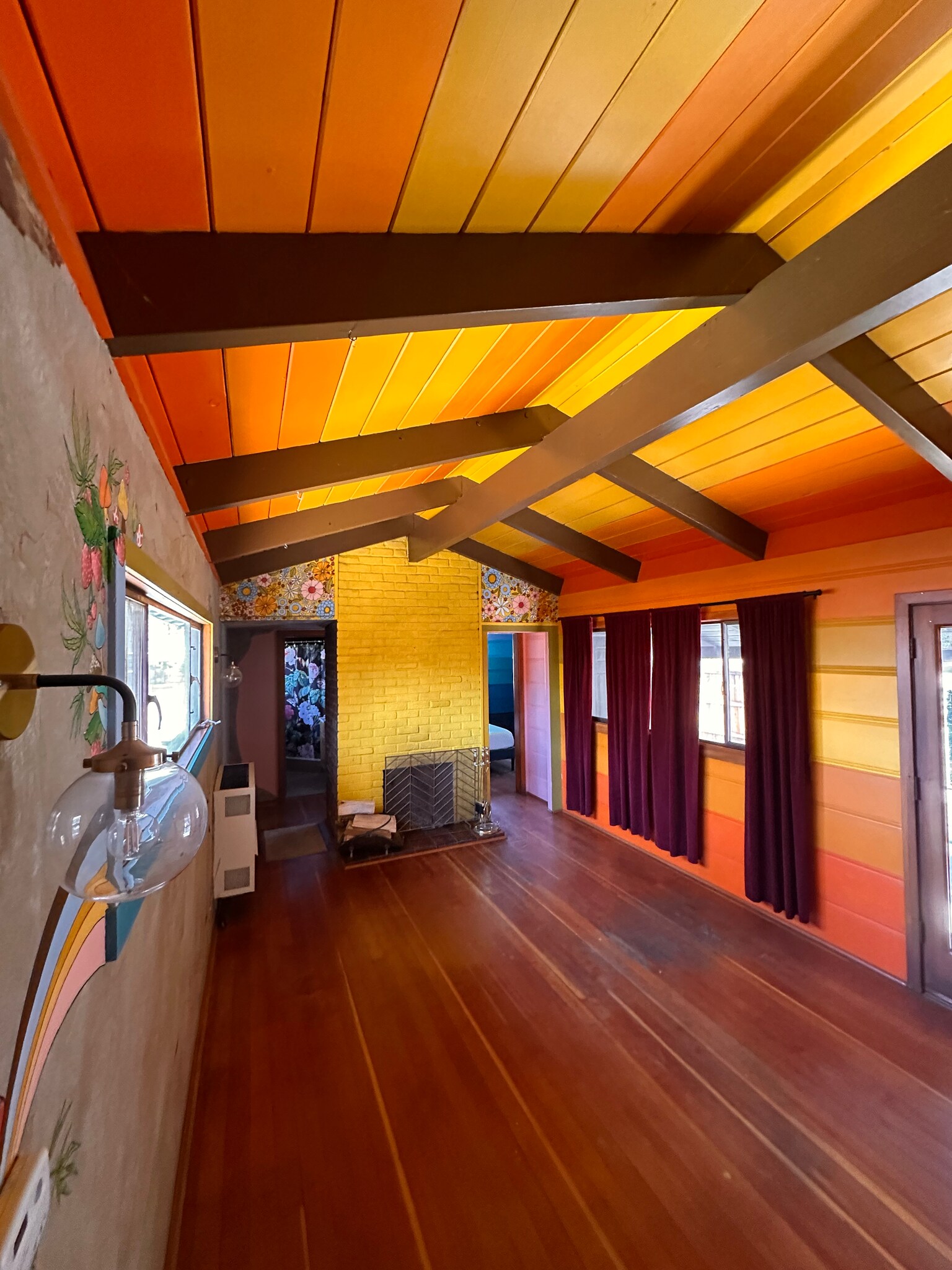 54325-54385 N Circle Dr, Idyllwild-Pine Cove, CA for lease Interior Photo- Image 1 of 9