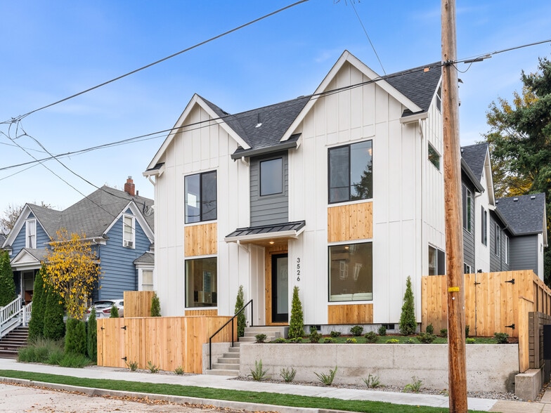 3562 Haight Ave, Portland, OR for sale - Primary Photo - Image 1 of 52