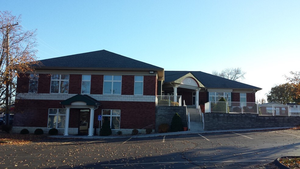 103 Church St, O'Fallon, MO à louer - Photo du bâtiment - Image 3 de 33
