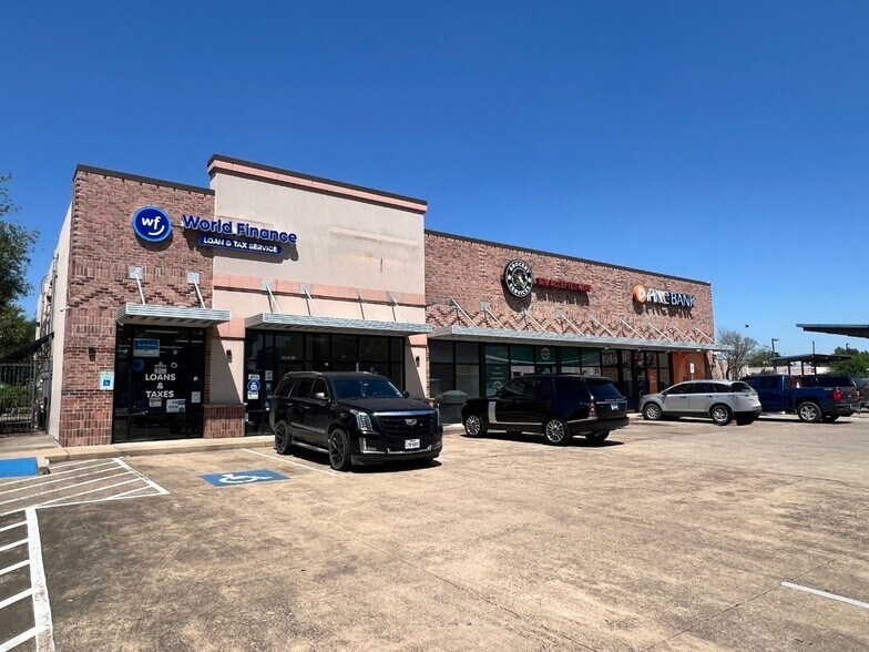 7003 Harrisburg Blvd, Houston, TX à vendre - Photo du bâtiment - Image 2 de 3