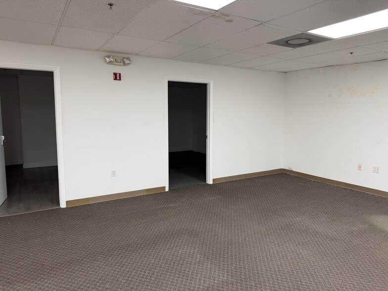150 W Yamato Rd, Boca Raton, FL for sale - Building Photo - Image 1 of 8
