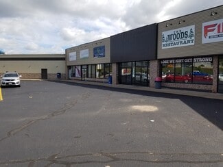 More details for 809 W Fulton St, Waupaca, WI - Office/Retail, Retail for Lease