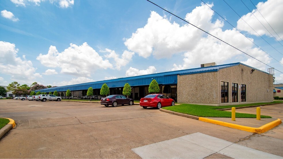 8700 Clay Rd, Houston, TX for lease - Primary Photo - Image 3 of 4