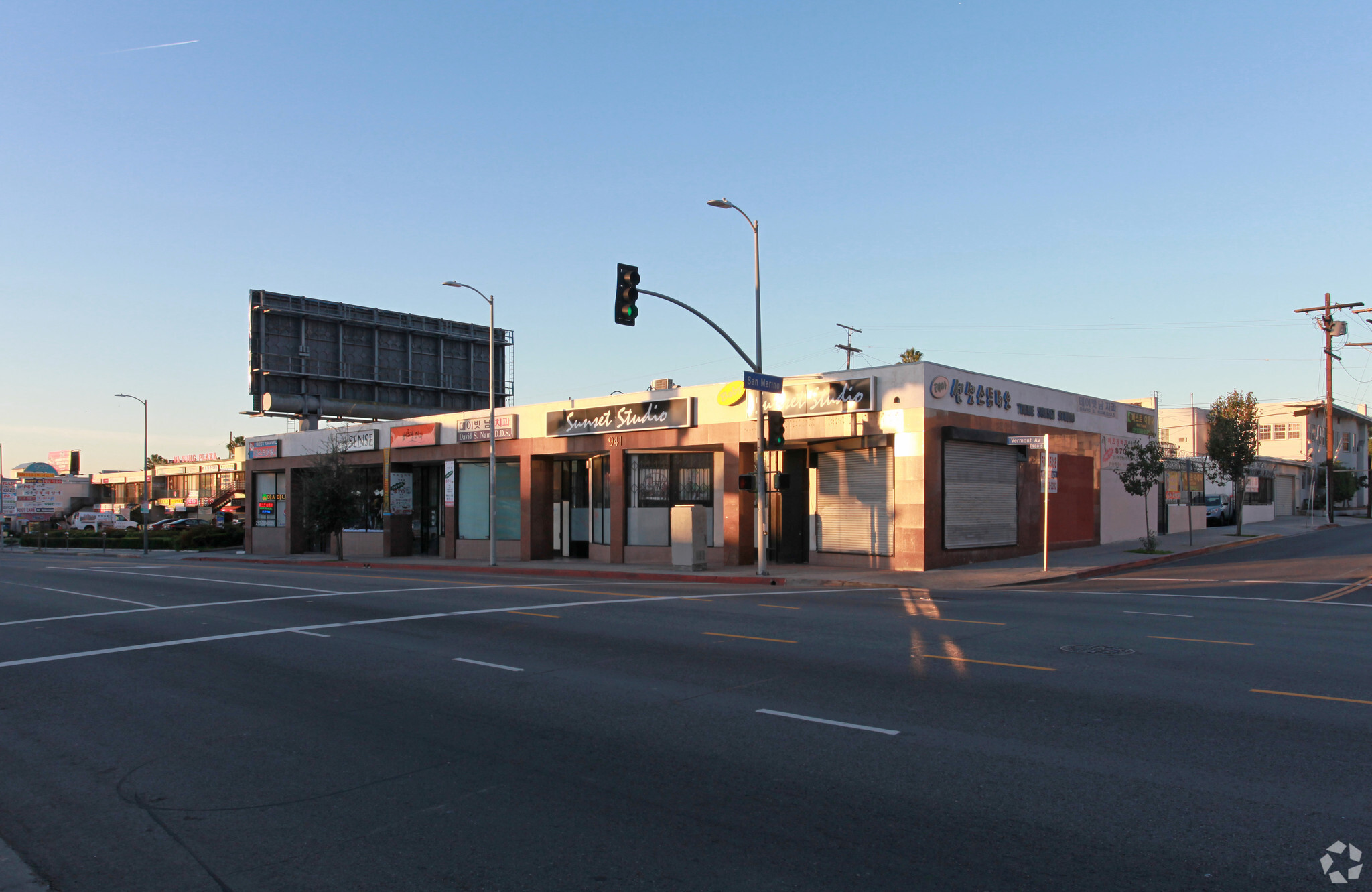 941 S Vermont Ave, Los Angeles, CA for sale Primary Photo- Image 1 of 5