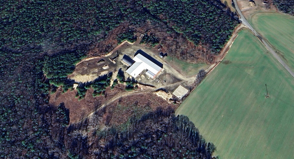 113 Roundabout Rd, Newtown, VA à louer - Photo principale - Image 1 de 8