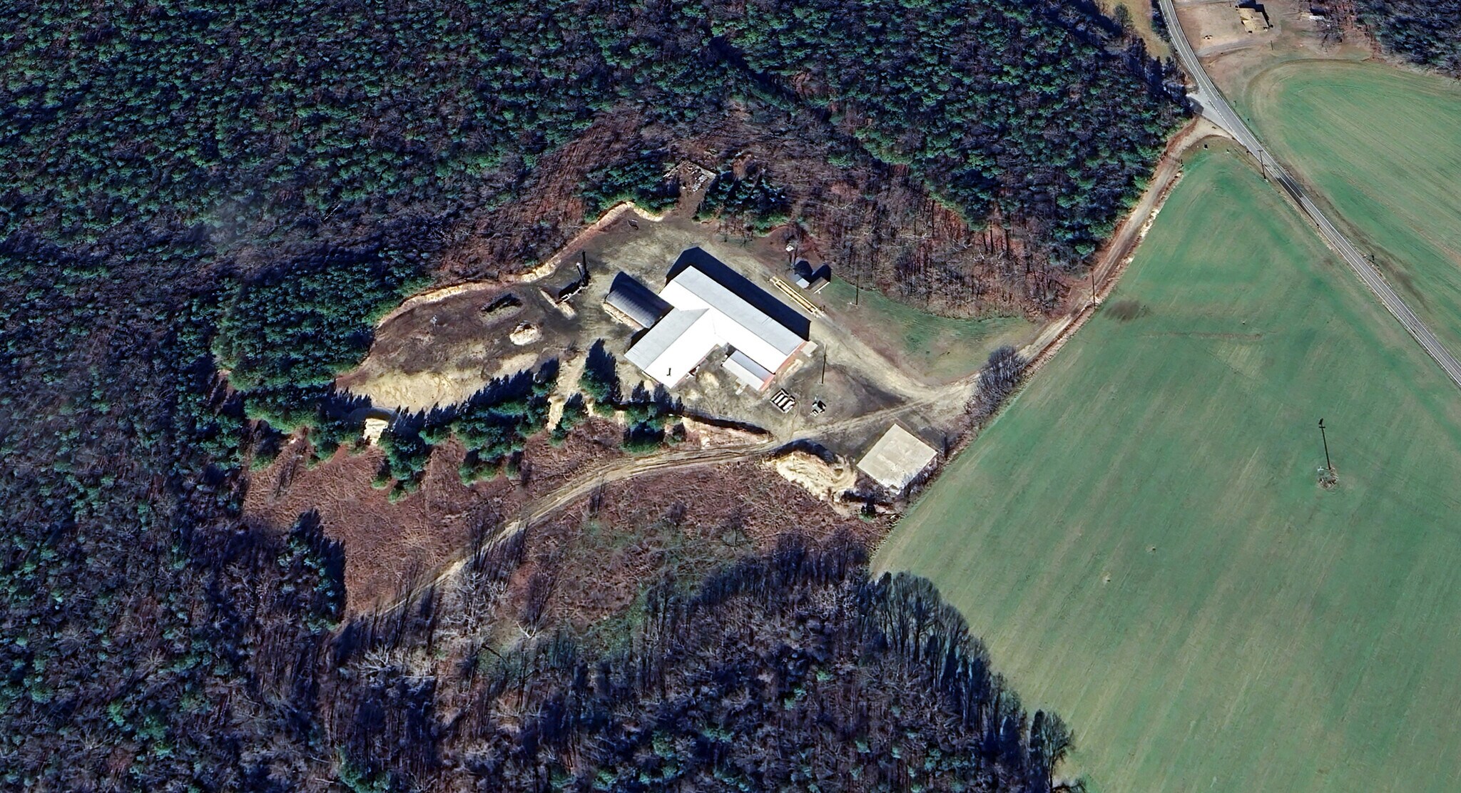 113 Roundabout Rd, Newtown, VA à louer Photo principale- Image 1 de 9