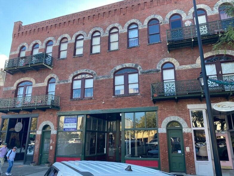1028 Broad St, Augusta, GA à louer - Photo du bâtiment - Image 3 de 37