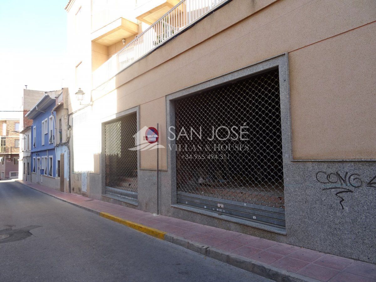 Commerce de détail dans Aspe, Alicante à vendre Photo du bâtiment- Image 1 de 5