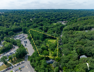 More details for 82 E Gate Dr, Huntington, NY - Land for Sale