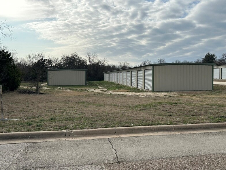 313 G St, Meridian, TX à vendre - Photo du bâtiment - Image 3 de 4