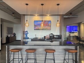 8045 Metcalf Ave, Overland Park, KS for lease Interior Photo- Image 2 of 18