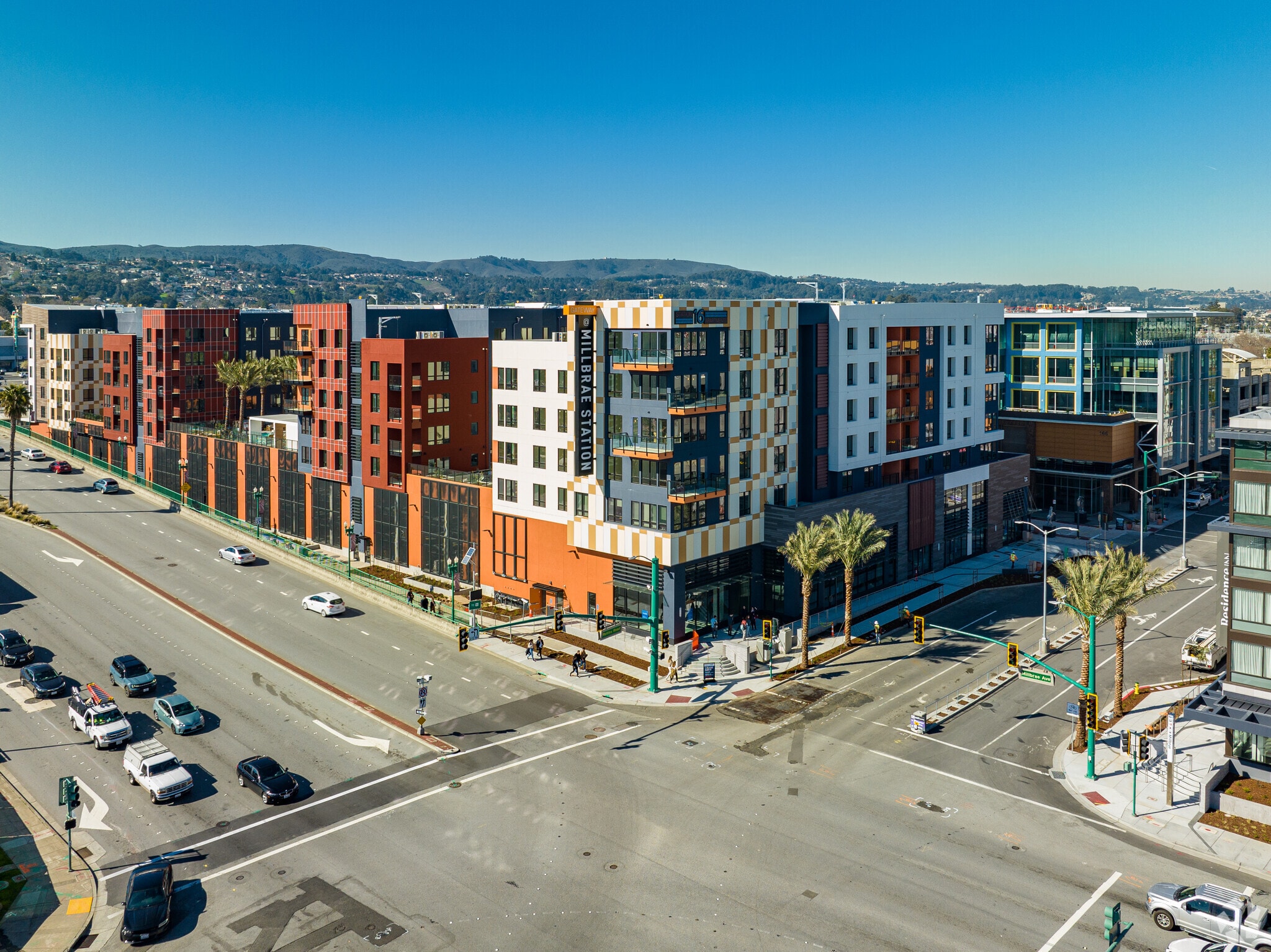 166 N Rollins Rd, Millbrae, CA for lease Primary Photo- Image 1 of 39