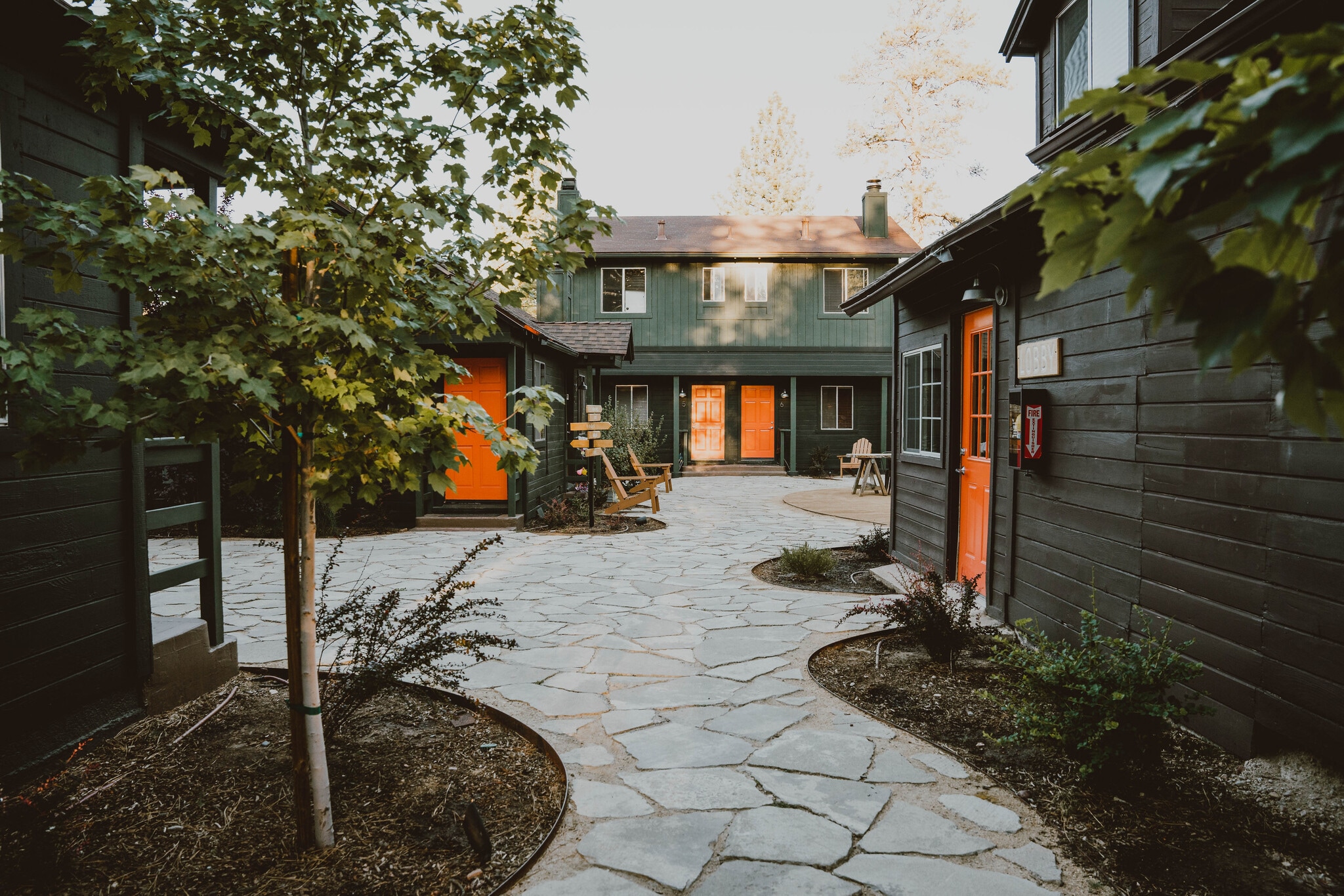 214 Lagunita Ln, Big Bear Lake, CA for sale Primary Photo- Image 1 of 30