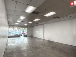 9050-9070 Van Nuys Blvd, Panorama City, CA à louer Photo intérieure- Image 2 de 3