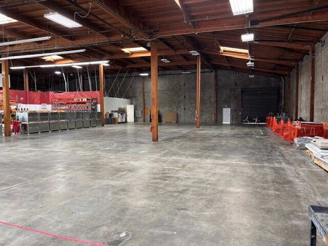 14492 Doolittle Dr, San Leandro, CA à louer - Photo intérieure - Image 3 de 7