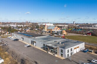 1084 Kenaston St, Ottawa, ON - Aerial  map view