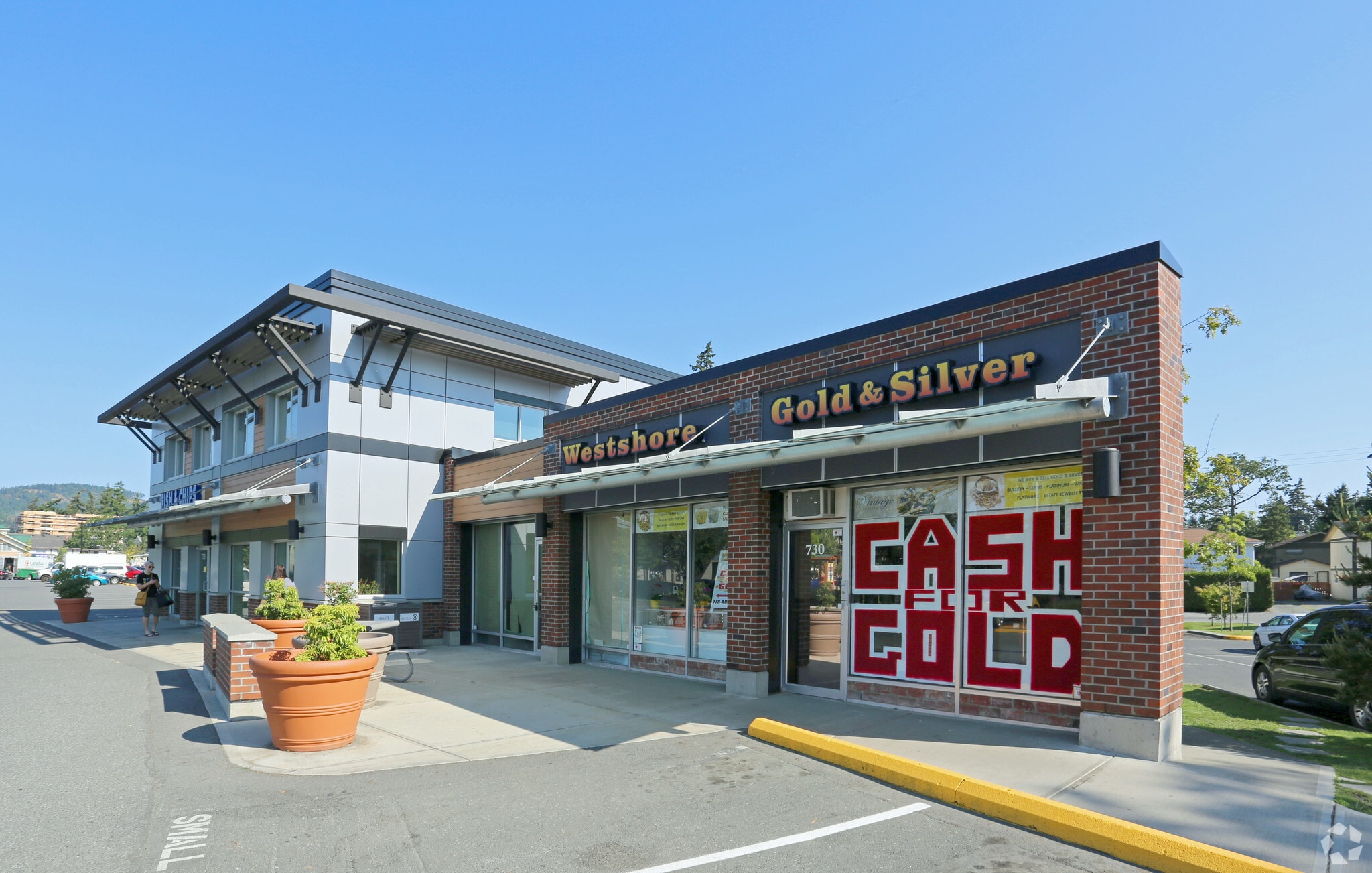 734-774 Goldstream Av, Langford, BC à louer Photo du bâtiment- Image 1 de 6