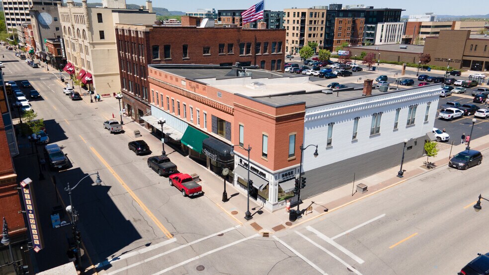 423 Main St, La Crosse, WI à vendre - Photo du bâtiment - Image 2 de 13