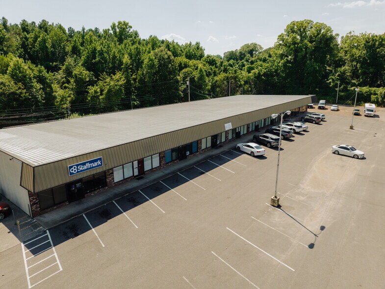 901-919 Us-51 Hwy, Covington, TN à vendre - Photo principale - Image 1 de 1