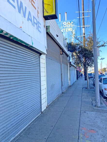 5612-5616 Santa Monica Blvd, Los Angeles, CA à louer - Photo du bâtiment - Image 2 de 8