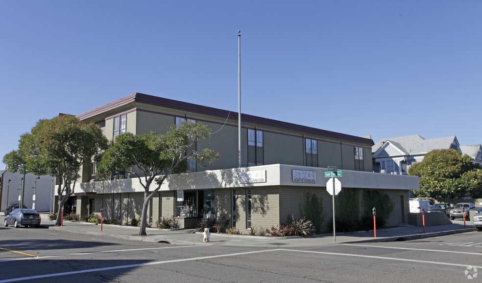 2445-2447 Santa Clara Ave, Alameda, CA for lease - Primary Photo - Image 1 of 14
