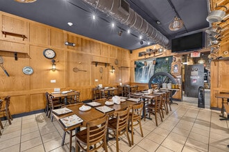 6223 Delmar Blvd, University City, MO for lease Interior Photo- Image 2 of 6