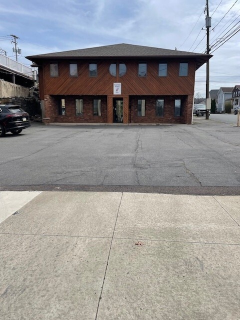 529-531 Cedar Ave, Scranton, PA for lease Building Photo- Image 1 of 15