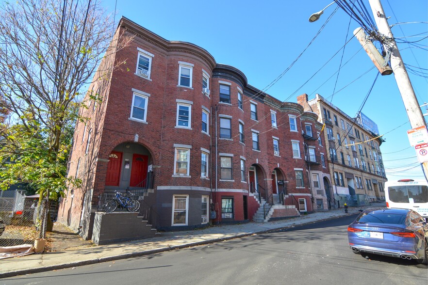 Linden Street Apartments portfolio of 2 properties for sale on LoopNet.ca - Building Photo - Image 1 of 14