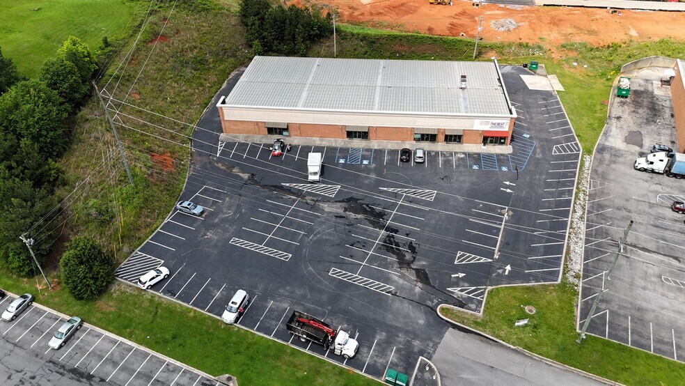 150 Pearl Dr, LaFayette, GA à vendre - Photo du bâtiment - Image 2 de 51