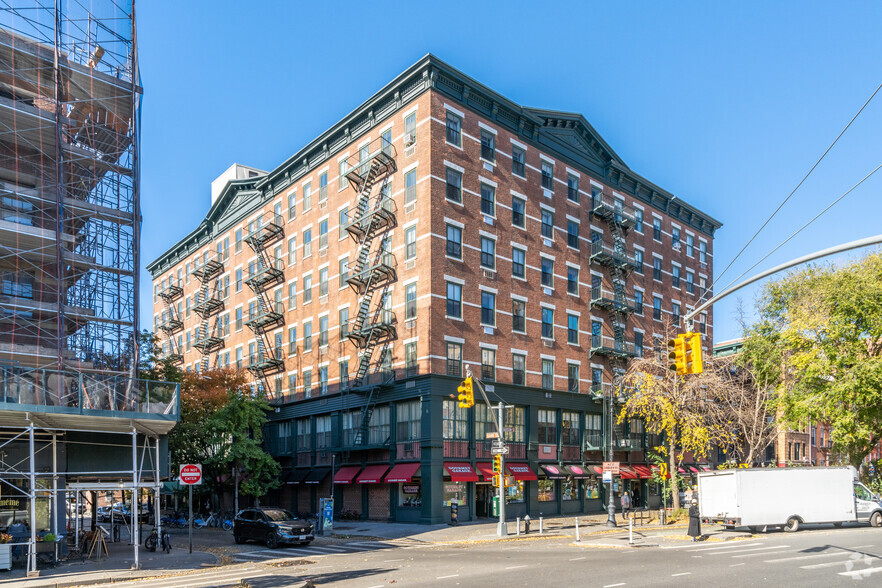 99 Bank St, New York, NY à vendre - Photo principale - Image 1 de 1