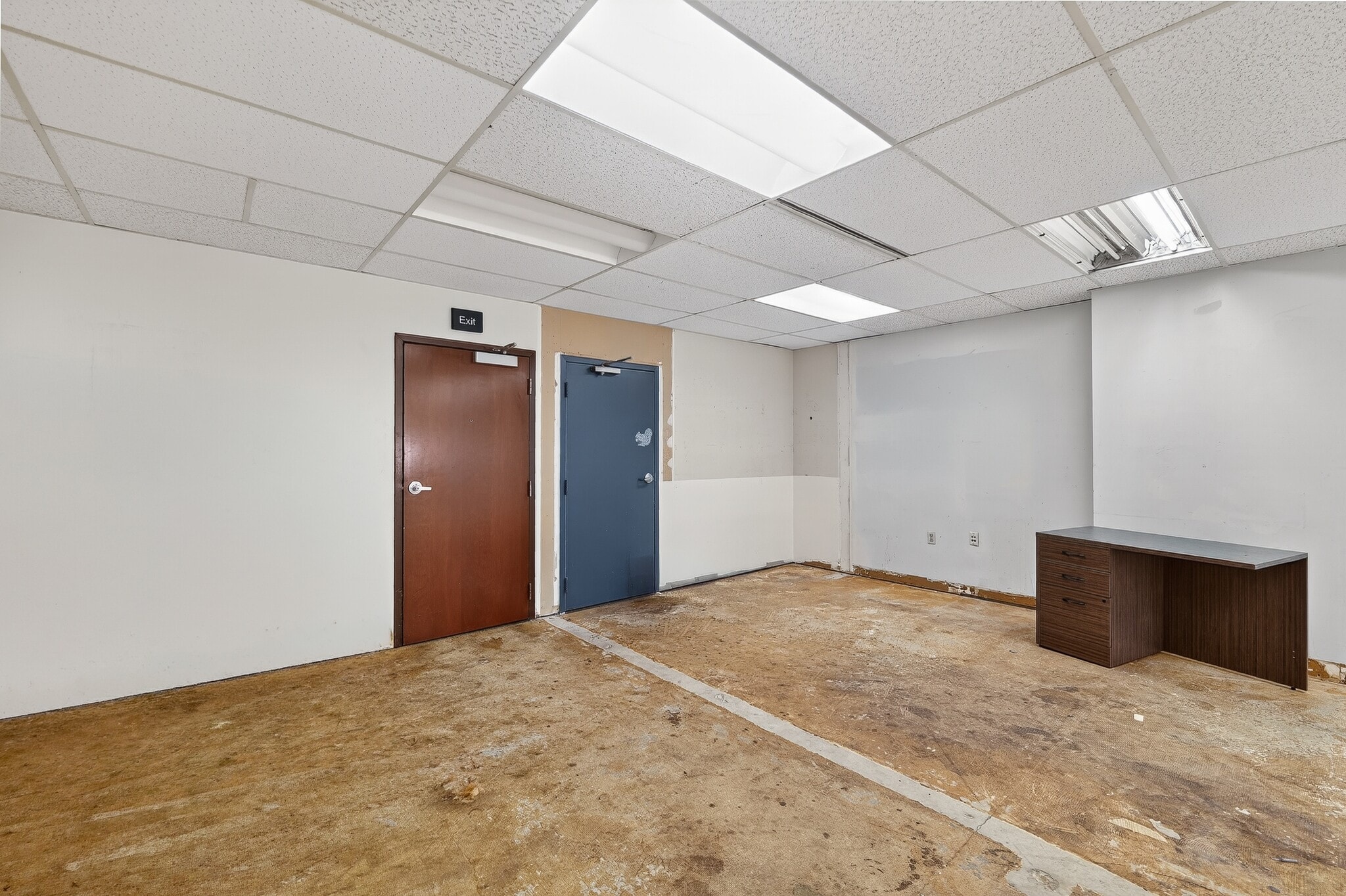 5445-5601 Loch Raven Blvd, Baltimore, MD for lease Interior Photo- Image 1 of 10