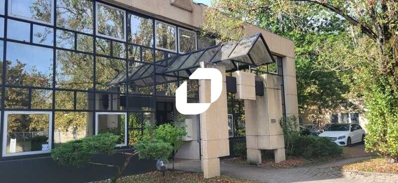 Office in Pessac for lease Building Photo- Image 1 of 22