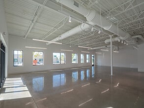 10880 E Crystal Falls Pky, Leander, TX for lease Interior Photo- Image 2 of 4