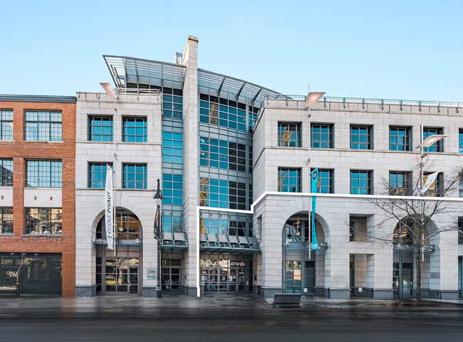 Plus de détails pour 3536 Boul Saint-Laurent, Montréal, QC - Bureau à vendre