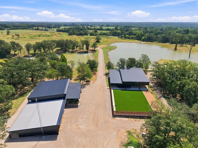 397 VZ County Road 3611, Edgewood, TX à vendre - Photo du bâtiment - Image 3 de 42