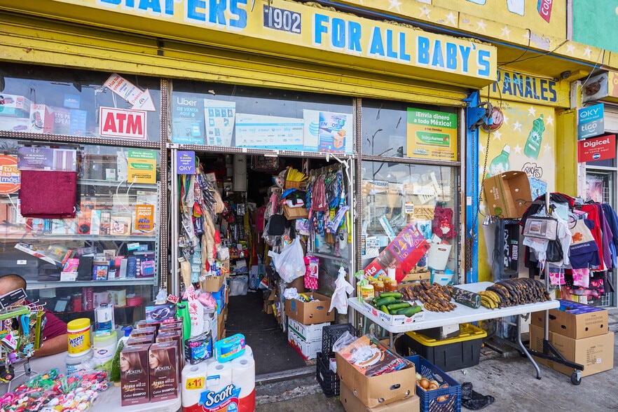1900-1914 W Pico Blvd, Los Angeles, CA for sale - Building Photo - Image 2 of 10