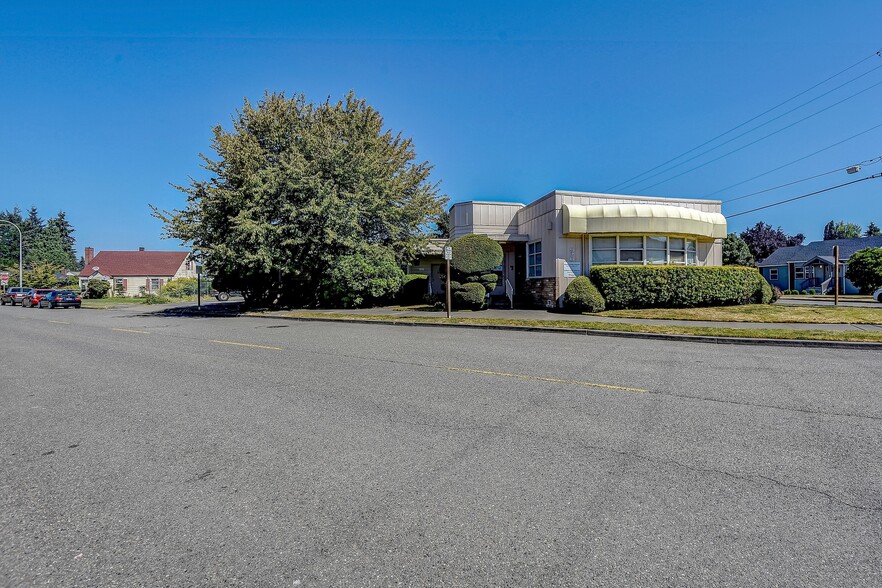920 N 1st St, Renton, WA for lease - Building Photo - Image 3 of 6